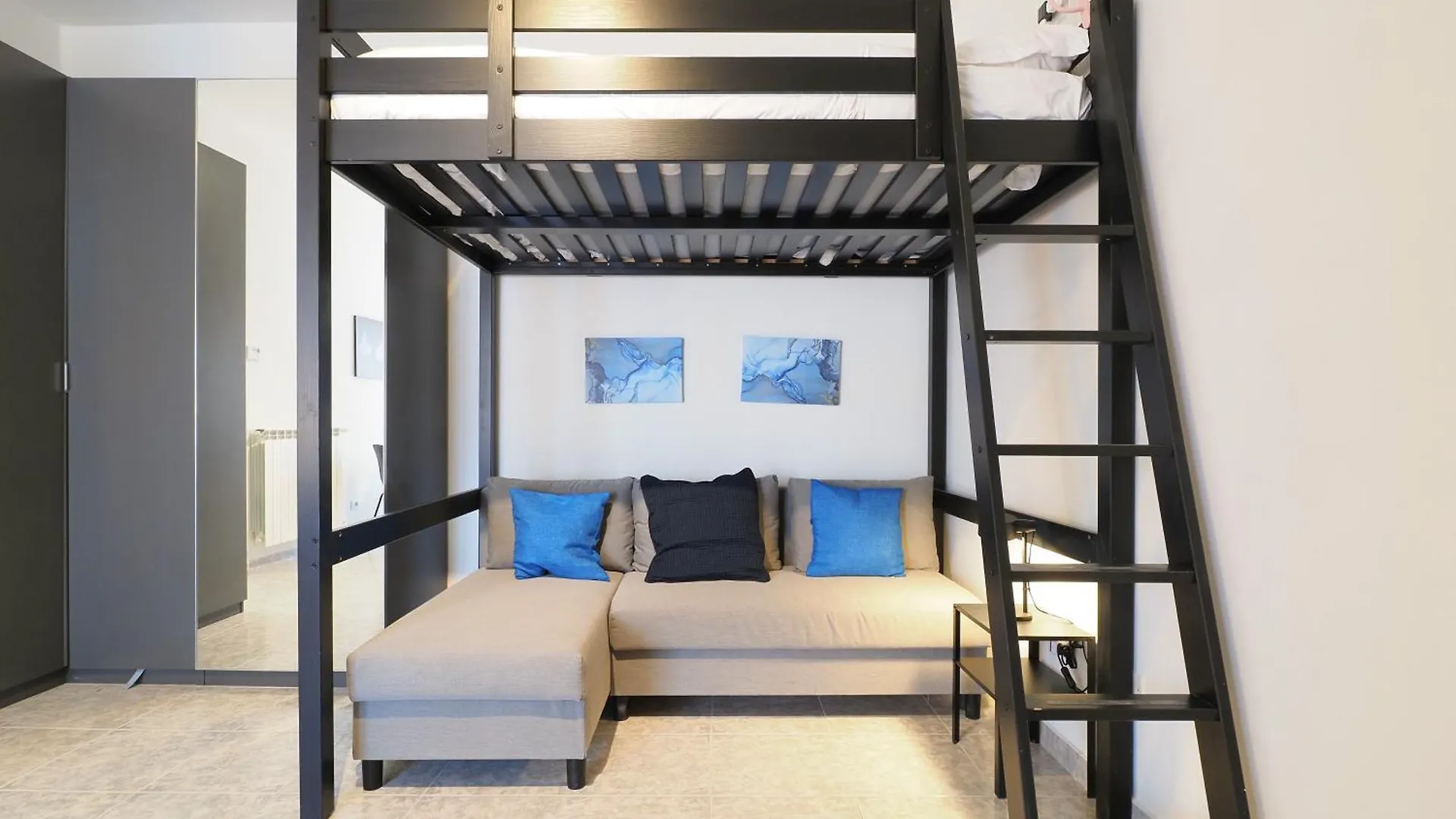 Primopiano - Astesani Apartment Milan 0*,  Italy